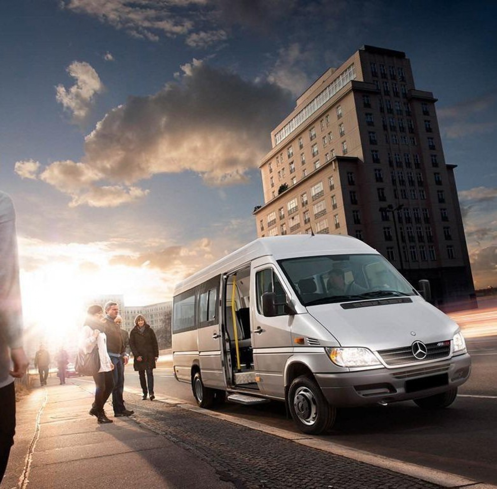 Накладная CMR в грузоперевозках: бланки ЦМР и образцы заполнения